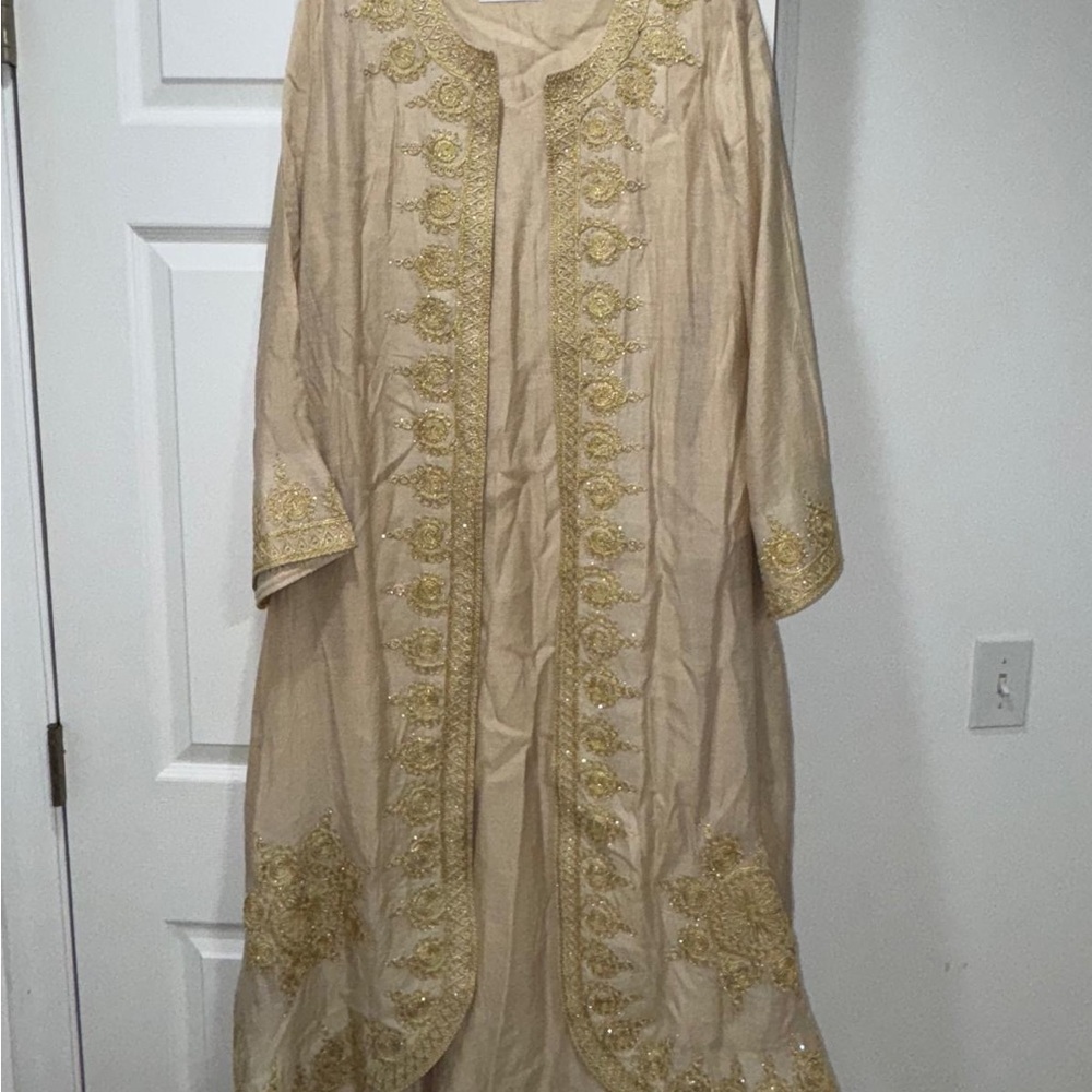 Elegant Gold Embroidered Kaftan